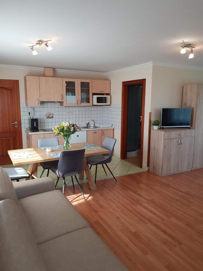 Elek Apartmanház Hajdúszoboszló Exterior foto